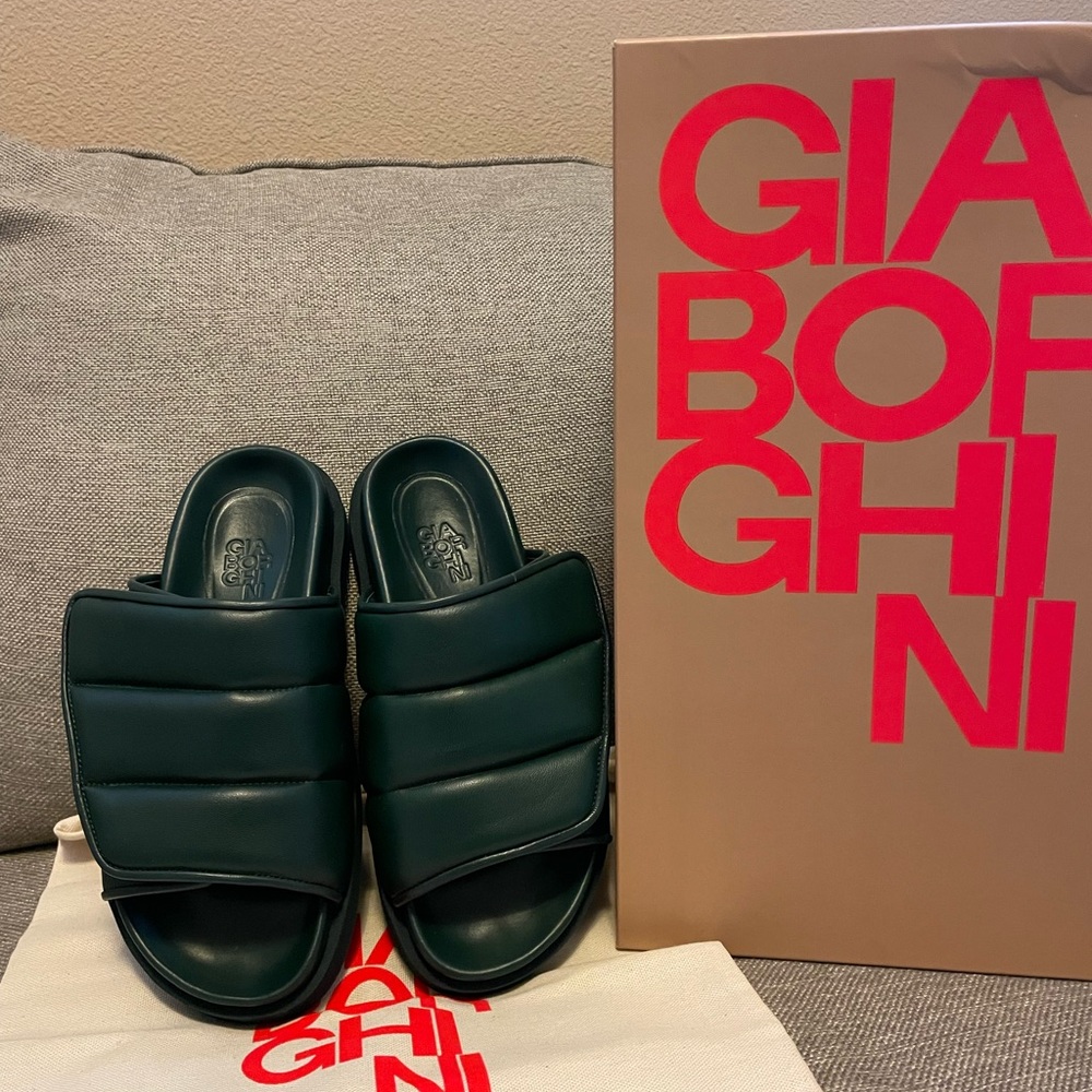 Gia Borghini Quilted Leather Slides sz 36